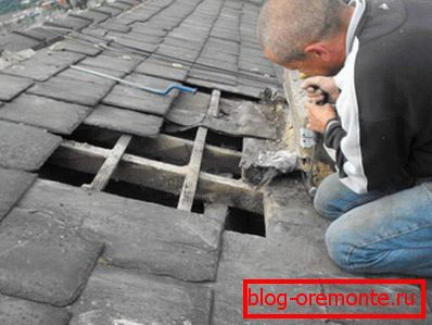 Замена на листови на кровле из плоского шифера