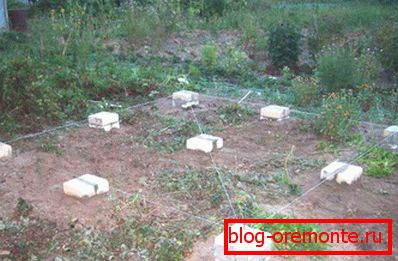 Подготвен колона основа за arbors
