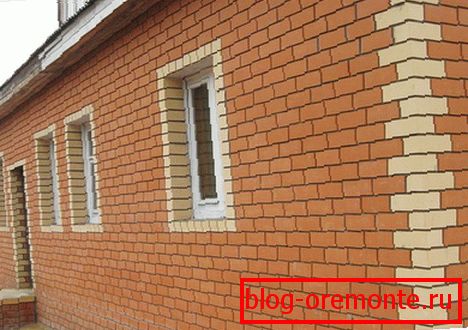 Декорација на фасадата