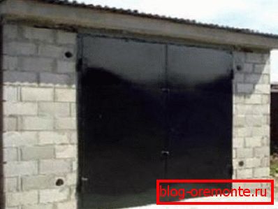 За мали згради или земјоделски згради, најдобро е да се користат коси покриви, бидејќи во оваа ситуација тие се најефикасни и економични. За мали згради или земјоделски згради, најдобро е да се користат коси покриви, бидејќи во оваа ситуација тие се најефикасни и економични.