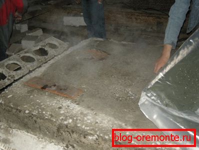 За правилно лекување на бетон потребно е да се усогласат со технологијата на производство За правилно лекување на бетон потребно е да се усогласат со технологијата на производство