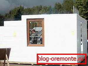 Куќи од пена и бетон се градат брзо и ги задоволуваат сите неопходни стандарди. Куќи од пена и бетон се градат брзо и ги задоволуваат сите неопходни стандарди.