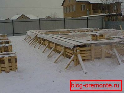 Совршено чување на свежо истури малтер Совршено чување на свежо истури малтер