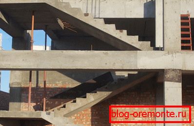 Употребата на завртката како носечки елемент Употребата на завртката како носечки елемент