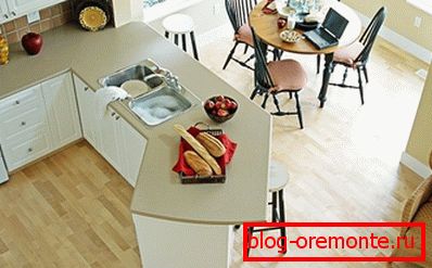 Овој пристап ја направи кујната повеќе светлина