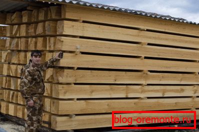 Аматерска фотографија, која покажува правилно складирање на материјалот и од која може да се сфати дека ќе биде тешко да се пресмета обемот на таквите производи Аматерска фотографија, која покажува правилно складирање на материјалот и од која може да се сфати дека ќе биде тешко да се пресмета обемот на таквите производи