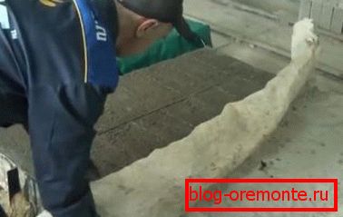 Многумина го полагаат материјалот по два или три дена, така што цементот се качува со кора Многумина го полагаат материјалот по два или три дена, така што цементот се качува со кора