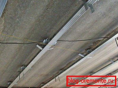 Рамката под металот од drywall Рамката под металот од drywall