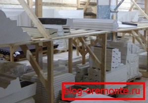 На фотографијата - магацинот на готови производи за дизајнот на фасадата