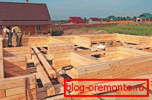 На фотографијата - почетната фаза на инсталација на најавите ѕидови. На фотографијата - почетната фаза на инсталација на најавите ѕидови.