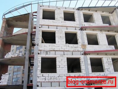 Лежишта на газобетонни блокови во високи згради