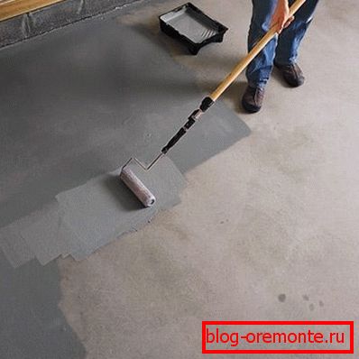 Бетонски отсекување со пенетрирачки прајмер и пена ролери Бетонски отсекување со пенетрирачки прајмер и пена ролери