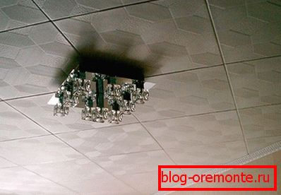Плочка залепени под агол Плочка залепени под агол