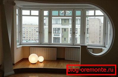 Ламинат на балконот