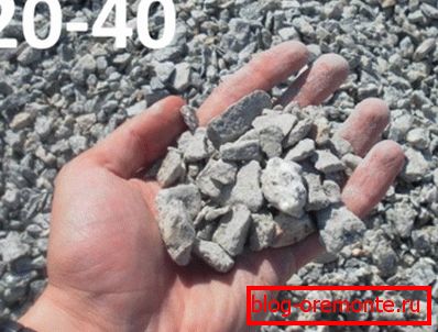 Големината на дробениот камен е 20-40 мм. Големината на дробениот камен е 20-40 мм.