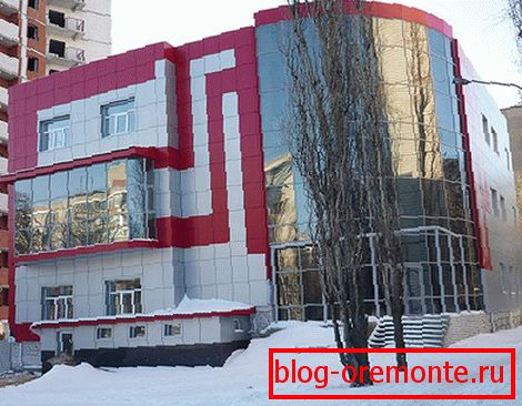 Различни бои на панели