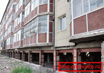 Зајакнувањето на темелите со монолитни армирано-бетонски клипови овозможува да се продолжи животот на зградите и конструкциите. Зајакнувањето на темелите со монолитни армирано-бетонски клипови овозможува да се продолжи животот на зградите и конструкциите.