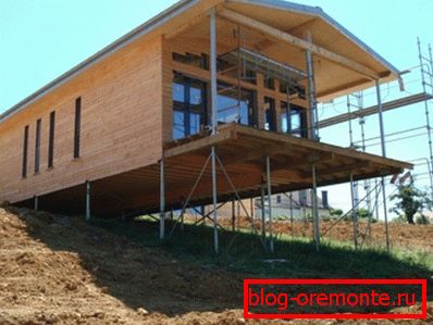 Основата на завртките може да се изгради на тешка помош без претходна подготовка. Основата на завртките може да се изгради на тешка помош без претходна подготовка.